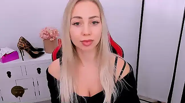 MargaritaRose online show from 03/19/25, 06:34