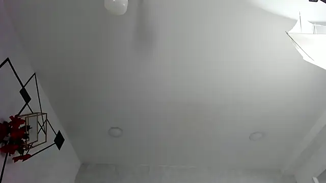 Snapshot of EmiliaRose_ chatting on 11/20/25, 08:30 EmiliaRose online show from 11/20/25, 08:30