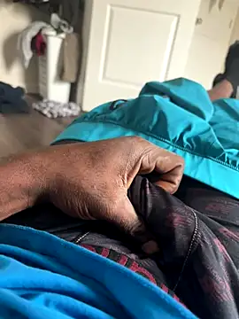 Snapshot of bigdbandit954 chatting on 10/19/25, 02:50 bigdbandit954 online show from 10/19/25, 02:50