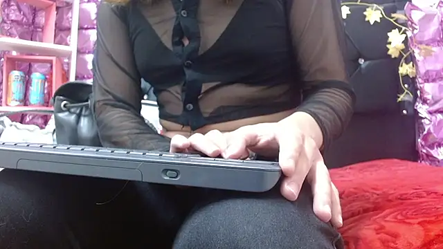 poisondost hot online show from 10/14/25, 11:55