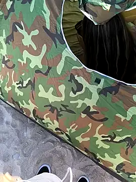 Snapshot of Mona_Plus chatting on 02/14/25, 01:29 Mona Plus online show from 02/14/25, 01:29