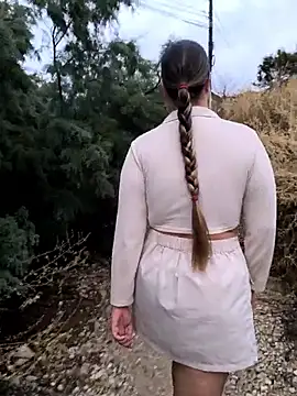 Snapshot of Mona_Plus chatting on 09/09/25, 06:02 Mona Plus online show from 09/09/25, 06:02