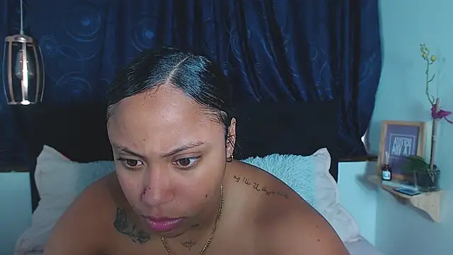 Snapshot of rebeka_kenye chatting on 02/18/25, 05:42 rebeka kenye online show from 02/18/25, 05:42