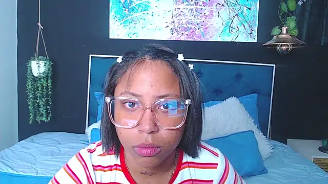 Snapshot of rebeka_kenye chatting on 02/25/25, 02:54 rebeka kenye online show from 02/25/25, 02:54