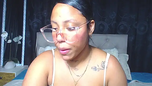 Snapshot of rebeka_kenye chatting on 03/04/25, 09:22 rebeka kenye online show from 03/04/25, 09:22