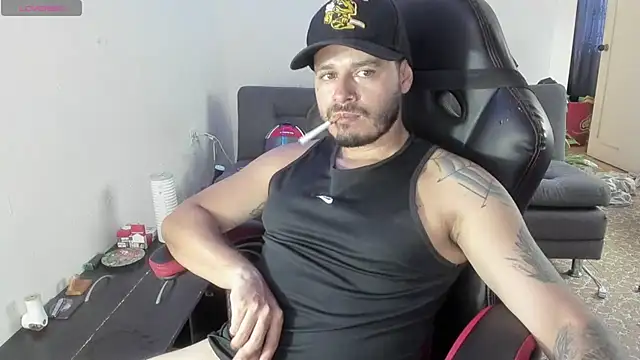 ragnar lothbrok777 online show from 10/18/25, 08:31