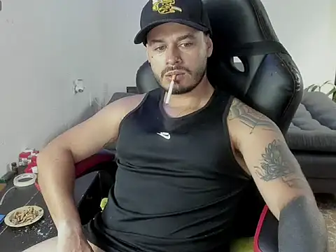 ragnar lothbrok777 online show from 11/17/25, 09:09