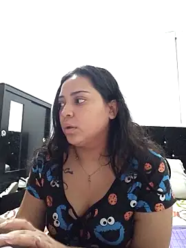 Snapshot of Naylasantos chatting on 10/07/25, 11:35 Naylasantos online show from 10/07/25, 11:35