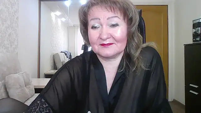 Victoria secrets  online show from 02/15/25, 08:54