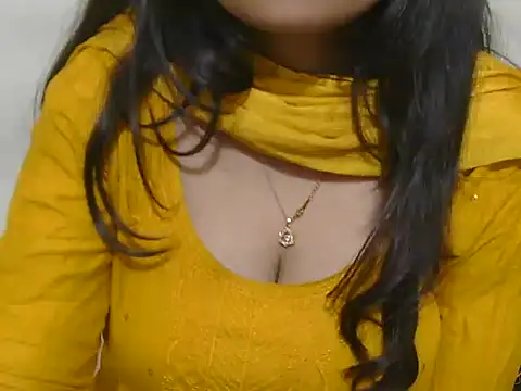 Snapshot of Cute_anamikasingh chatting on 02/28/25, 12:52 Cute anamikasingh online show from 02/28/25, 12:52