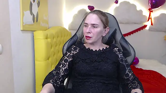 Snapshot of TessaDaybreak chatting on 03/16/25, 01:49 TessaDaybreak online show from 03/16/25, 01:49