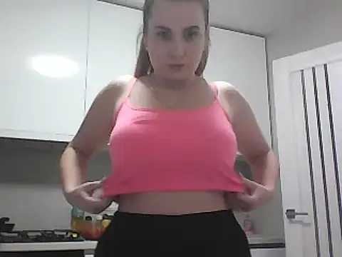 Snapshot of GoddessTenderness chatting on 02/17/25, 08:58 GoddessTenderness online show from 02/17/25, 08:58