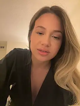 berrymerrysweet online show from 02/15/25, 05:09