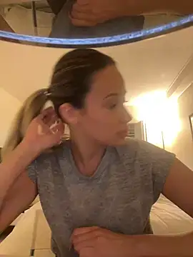 berrymerrysweet online show from 02/25/25, 03:42