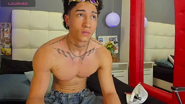 KaryBig3 online show from 02/24/25, 12:52