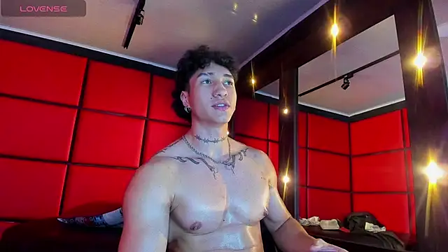 KaryBig3 online show from 03/01/25, 10:02