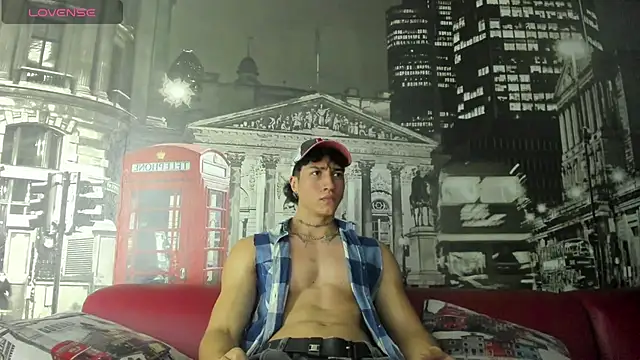 KaryBig3 online show from 03/04/25, 04:27