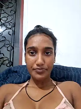 Snapshot of indianpink_lips chatting on 03/05/25, 06:45 indianpink lips online show from 03/05/25, 06:45