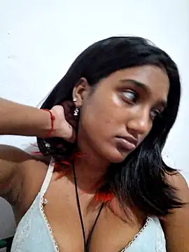 Snapshot of indianpink_lips chatting on 03/20/25, 04:53 indianpink lips online show from 03/20/25, 04:53
