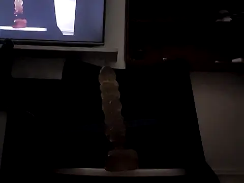 Snapshot of MystiqueRider chatting on 10/08/25, 10:29 MystiqueRider online show from 10/08/25, 10:29