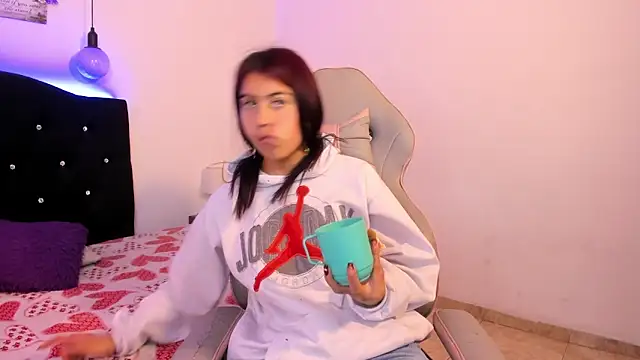 Melany  dreams online show from 02/26/25, 04:56