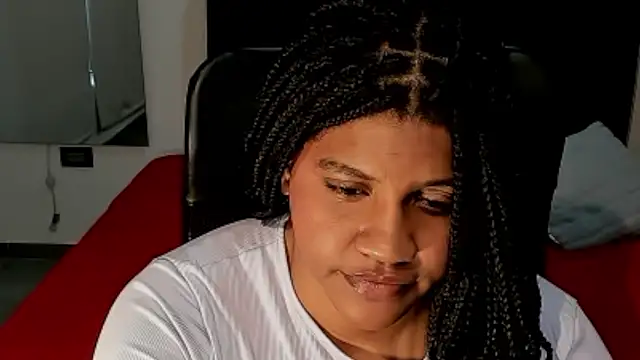 ZahraRose online show from 10/15/25, 07:58