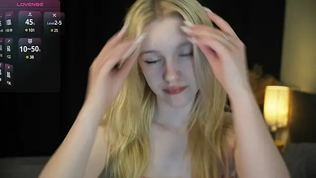 EdlaHewell online show from 03/13/25, 01:07