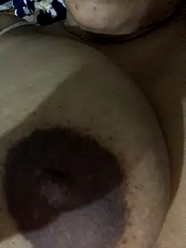 Snapshot of Raja-Sisi-Arbi chatting on 11/02/25, 04:37 Raja-Sisi-Arbi online show from 11/02/25, 04:37