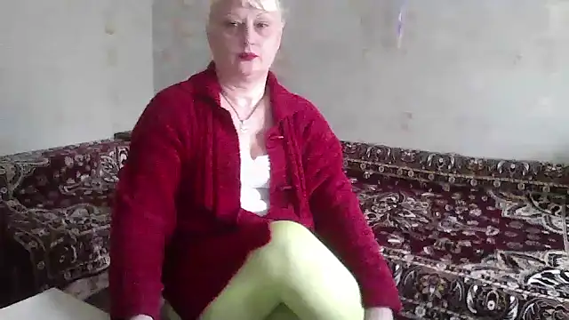 NikolinaBounty online show from 10/22/25, 10:15