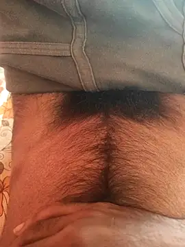 Snapshot of cocktony chatting on 02/25/25, 09:31 cocktony online show from 02/25/25, 09:31