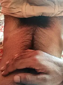 Snapshot of cocktony chatting on 03/04/25, 06:15 cocktony online show from 03/04/25, 06:15