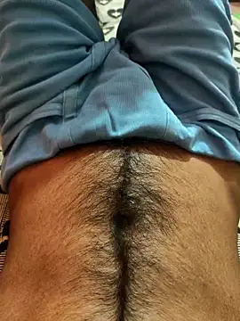 Snapshot of cocktony chatting on 09/23/25, 03:48 cocktony online show from 09/23/25, 03:48