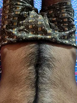 Snapshot of cocktony chatting on 10/23/25, 01:54 cocktony online show from 10/23/25, 01:54