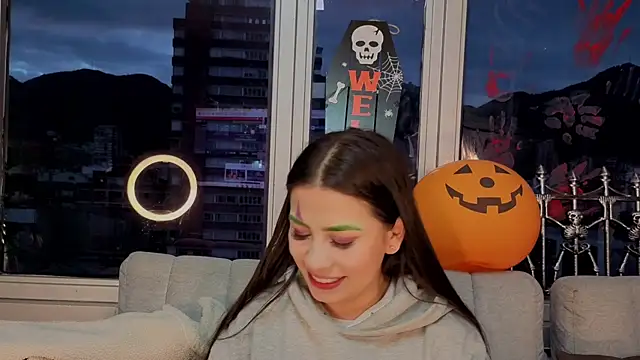 Ivanna West online show from 10/14/25, 10:38