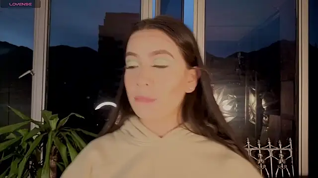 Ivanna West online show from 10/17/25, 10:29