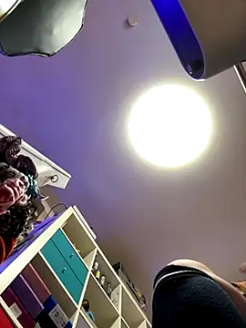 Snapshot of sexymelli18 chatting on 10/11/25, 06:50 sexymelli18 online show from 10/11/25, 06:50