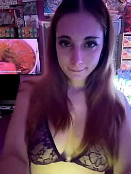 Snapshot of sexymelli18 chatting on 11/10/25, 06:18 sexymelli18 online show from 11/10/25, 06:18