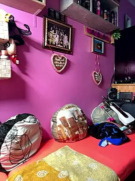 Snapshot of sexymelli18 chatting on 11/16/25, 06:46 sexymelli18 online show from 11/16/25, 06:46