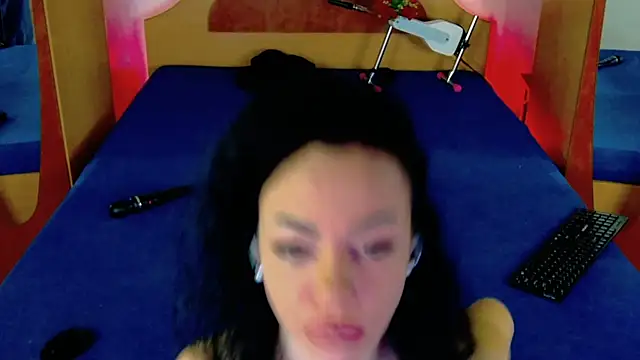 Sophie-Rosenfeld online show from 10/24/25, 05:31