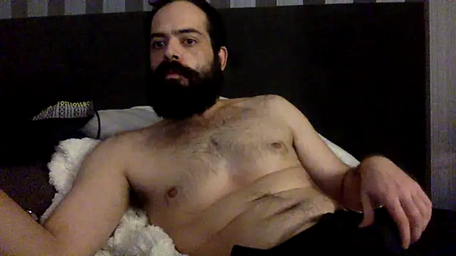 Snapshot of guccititi chatting on 09/29/25, 10:42 guccititi online show from 09/29/25, 10:42