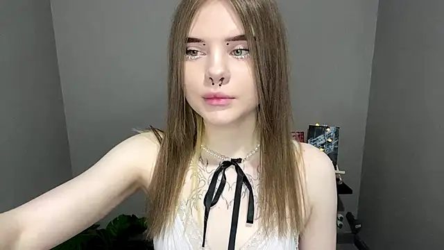 CarolinePepper online show from 03/08/25, 08:14