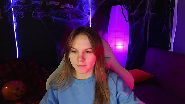 Dyna bae online show from 10/24/25, 01:57