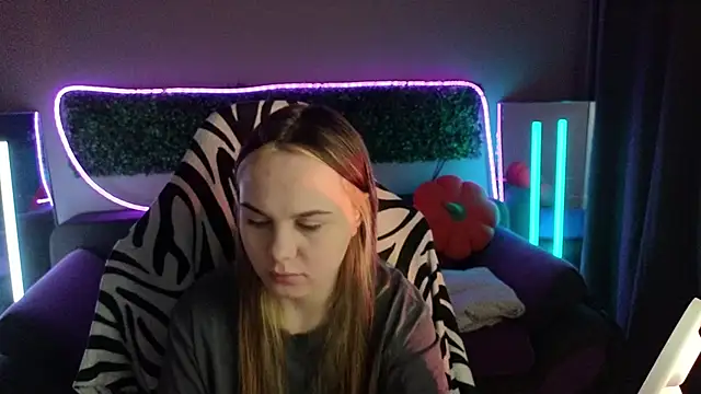 Dyna bae online show from 11/14/25, 02:21