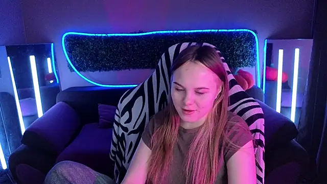 Dyna bae online show from 11/19/25, 02:22