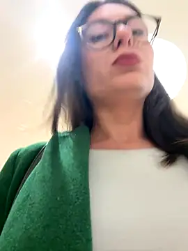 AvaFlowers6 online show from 11/15/25, 01:18