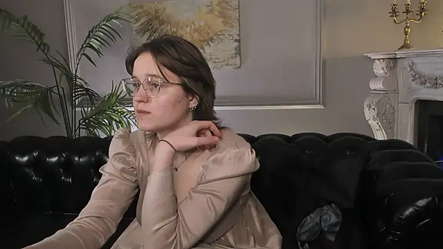 Snapshot of Rada_Woods chatting on 03/10/25, 03:52 Rada Woods online show from 03/10/25, 03:52