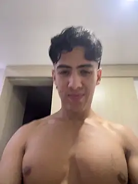 Taylercross online show from 03/19/25, 10:09