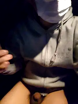 yqaelx online show from 03/06/25, 04:28