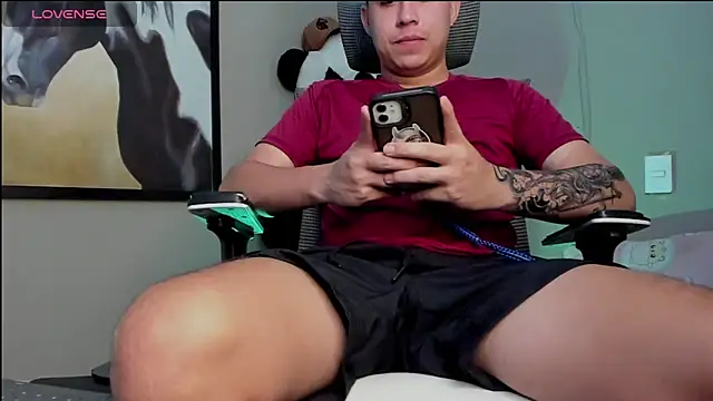 Snapshot of mattiwsmorris_ chatting on 09/08/25, 02:38 mattiwsmorris online show from 09/08/25, 02:38