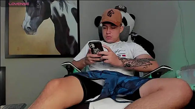 Snapshot of mattiwsmorris_ chatting on 09/09/25, 03:00 mattiwsmorris online show from 09/09/25, 03:00